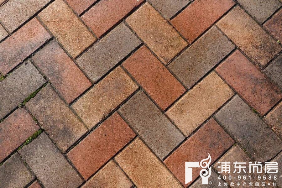 别墅庭院地面装修中常见的材料有哪些?图文详解